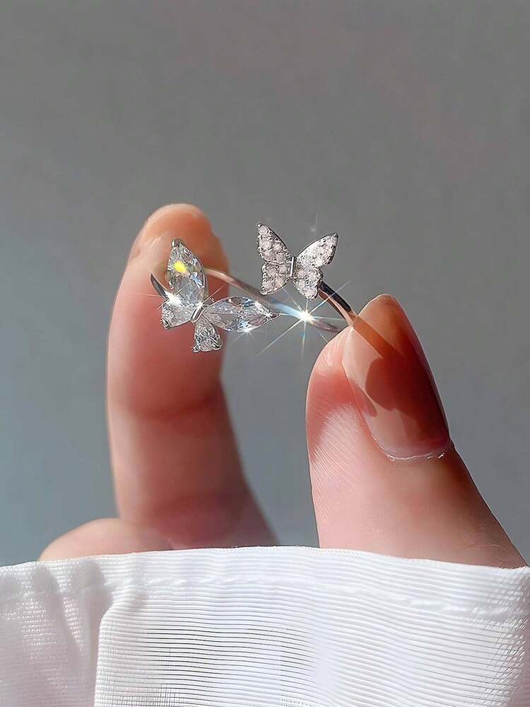 ✨ خاتم فراشة فخم من فضة 925 مُرصّع بزركونيا ✨🦋